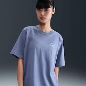 Nike Sportswear Women's Loose T-Shirt. Nike.com